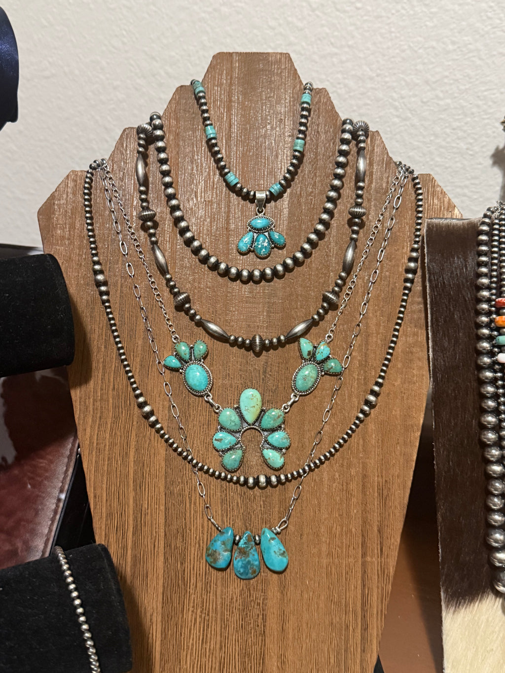 Carico turquoise statement