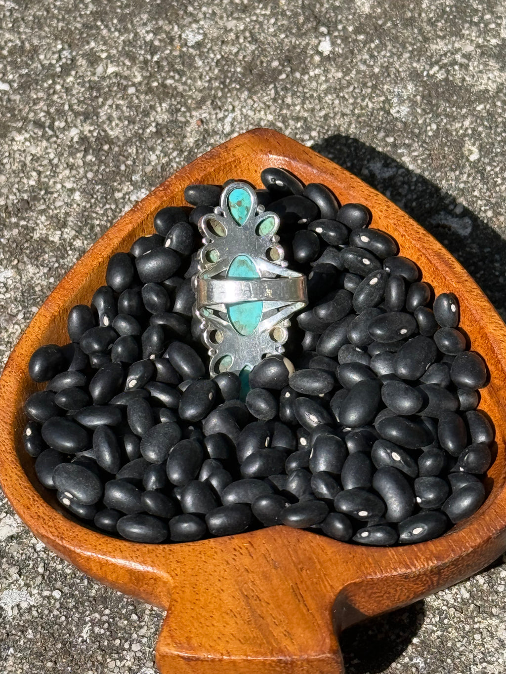 Long turquoise cluster